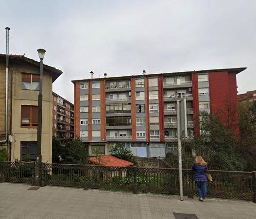 local en iurreta · zubiaurre-kalea-48215 140000€