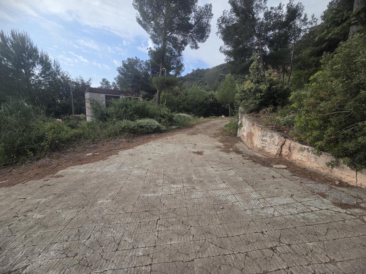 Terreno en Breguers, Bruguers, Barcelona de 4353 m2