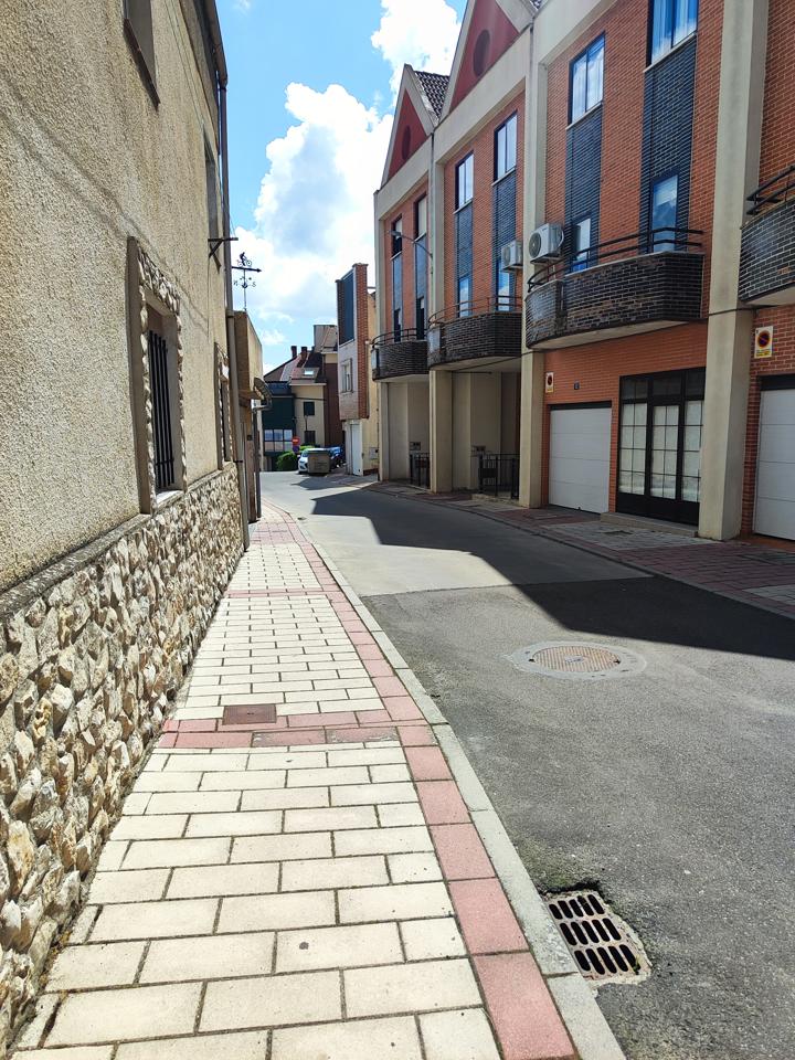 Plaza de parking en Excuevas 16, Zaratán, Valladolid de 12 m2