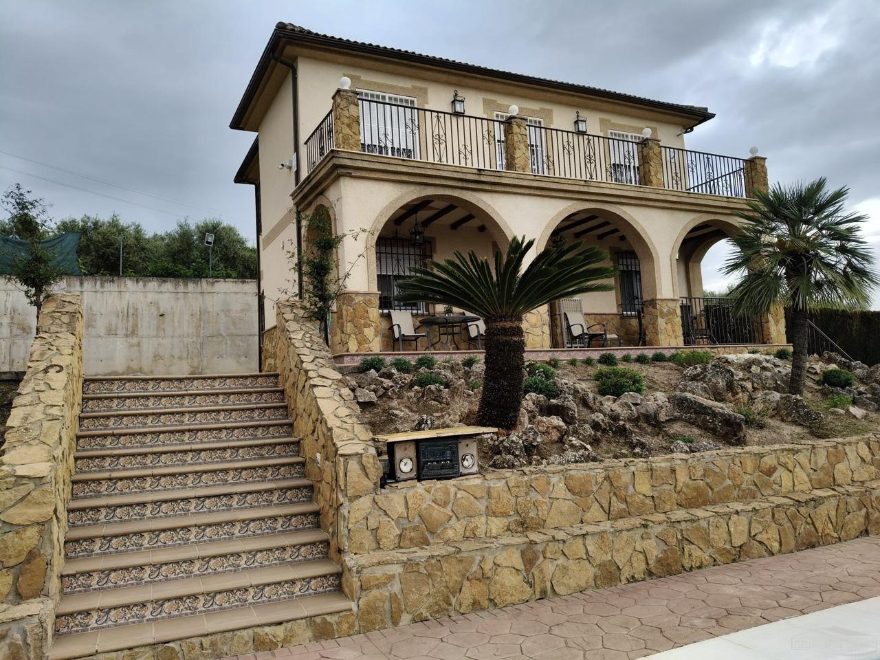 Casa / chalet en Camino de los Poleares, Lucena, Córdoba de 184 m2