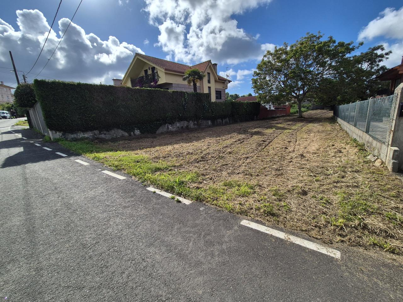 Land in Aldea Castro, Gondomar, Pontevedra of 827 m2