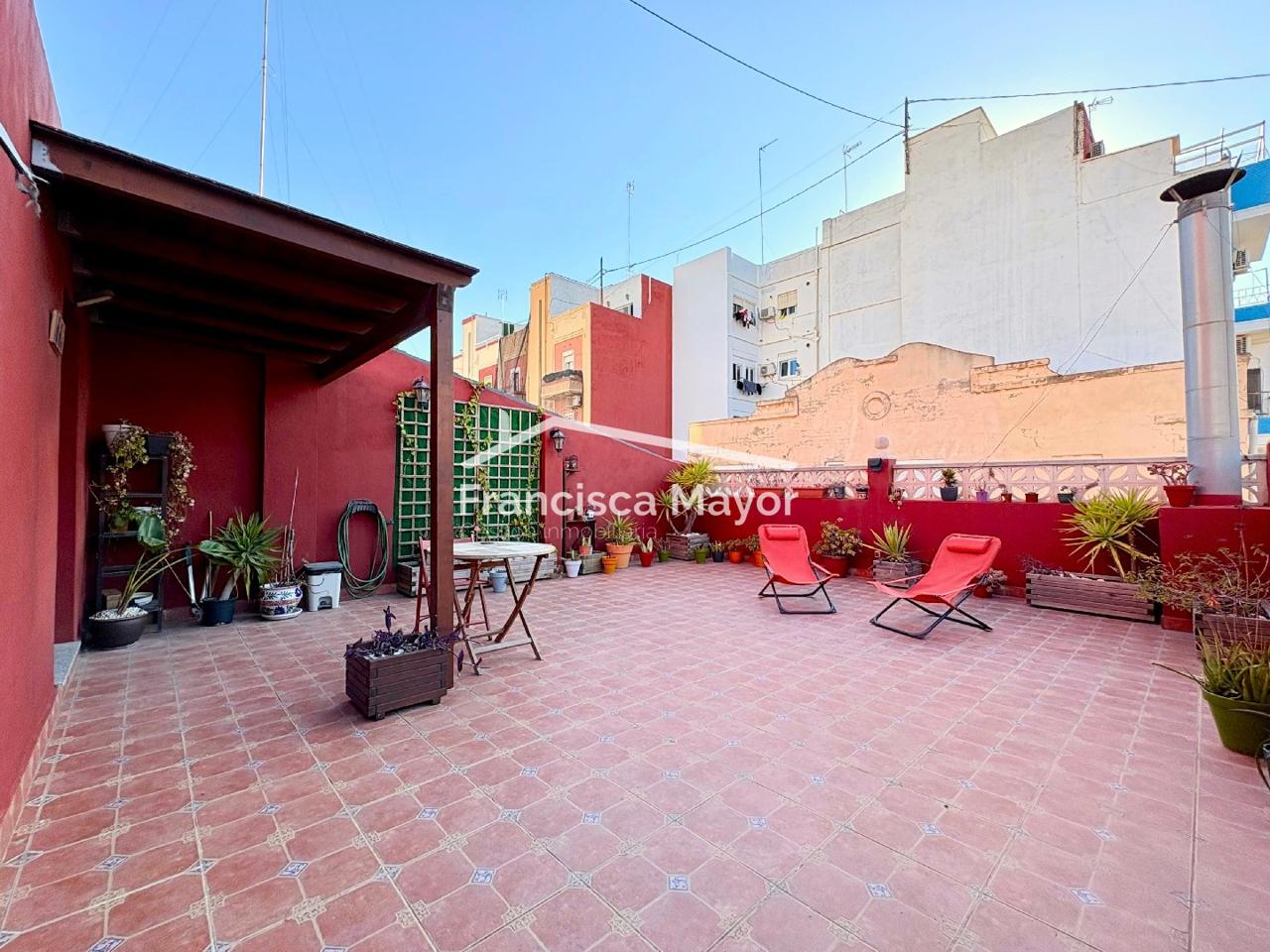 Casa / chalet en Carrer d'En Vicent Gallart, València, Valencia de 185 m2