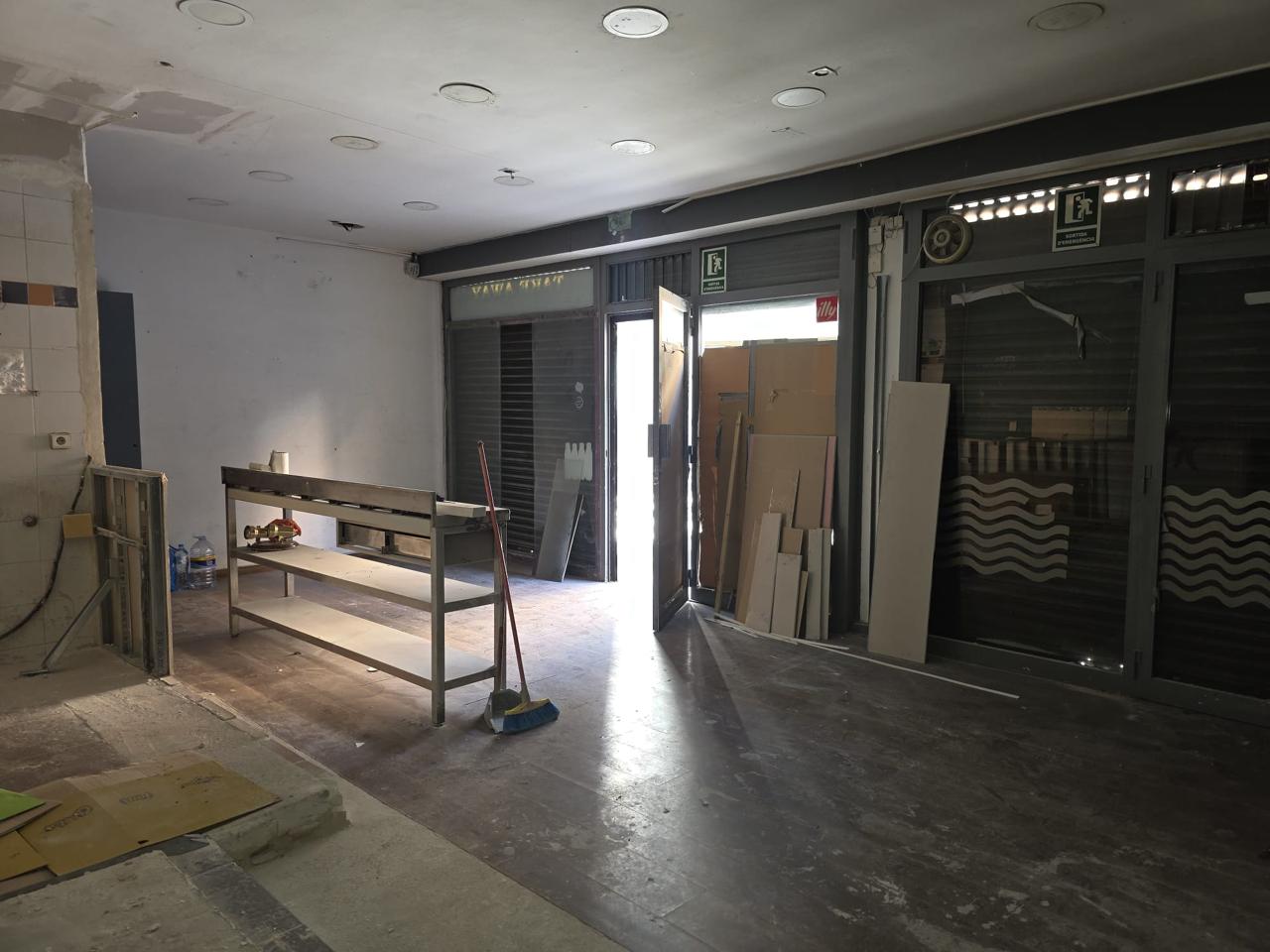 Local en Passeig mare de Deu del Coll, Barcelona, Barcelona de 60 m2