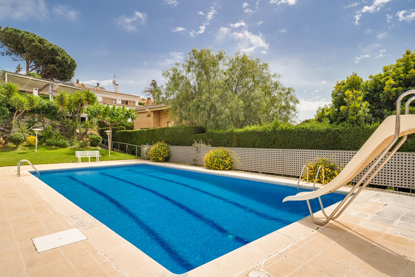 Villa in Teià, Barcelona of 250 m2