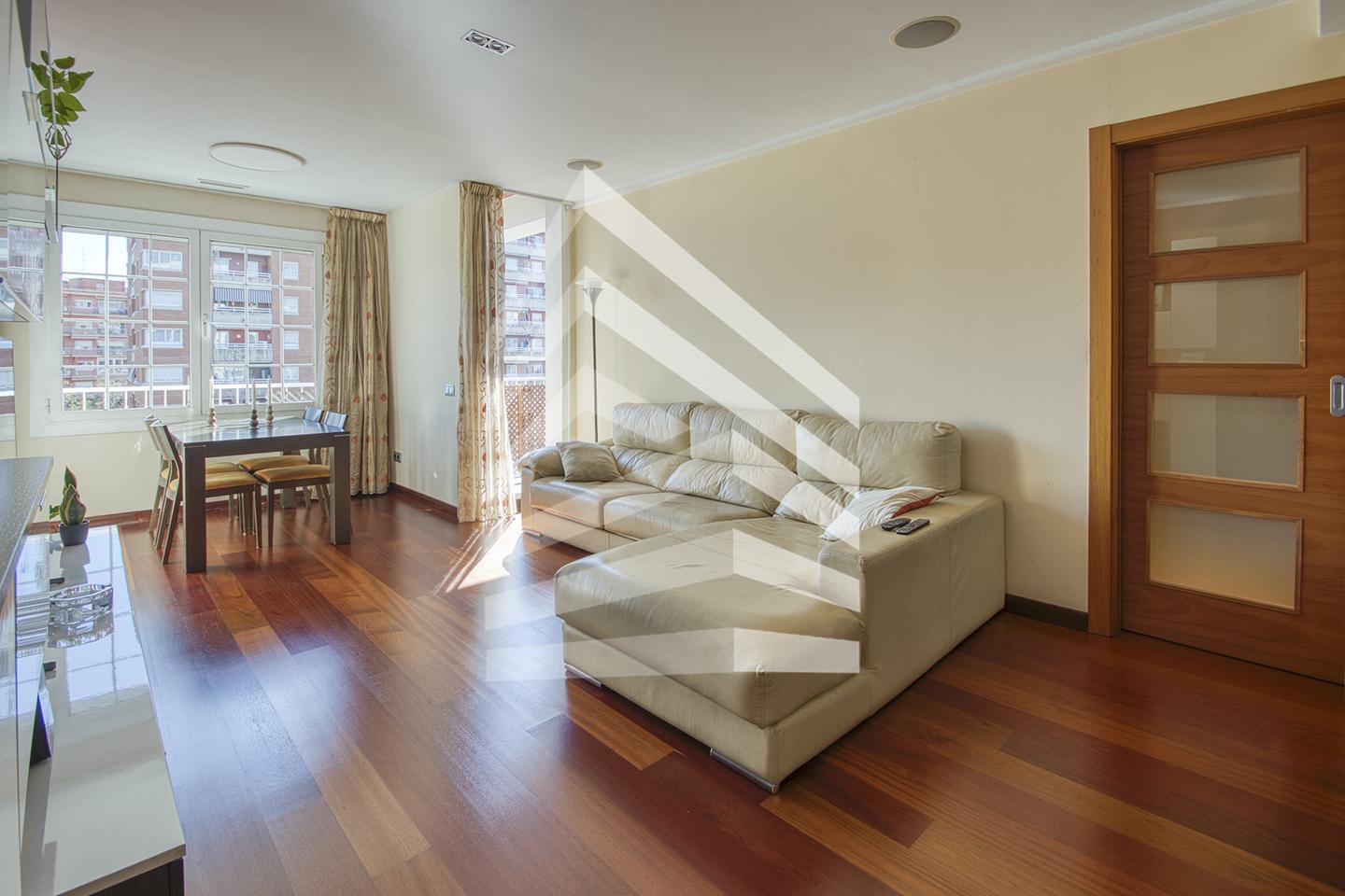 pisos en barcelona · les-corts 620000€