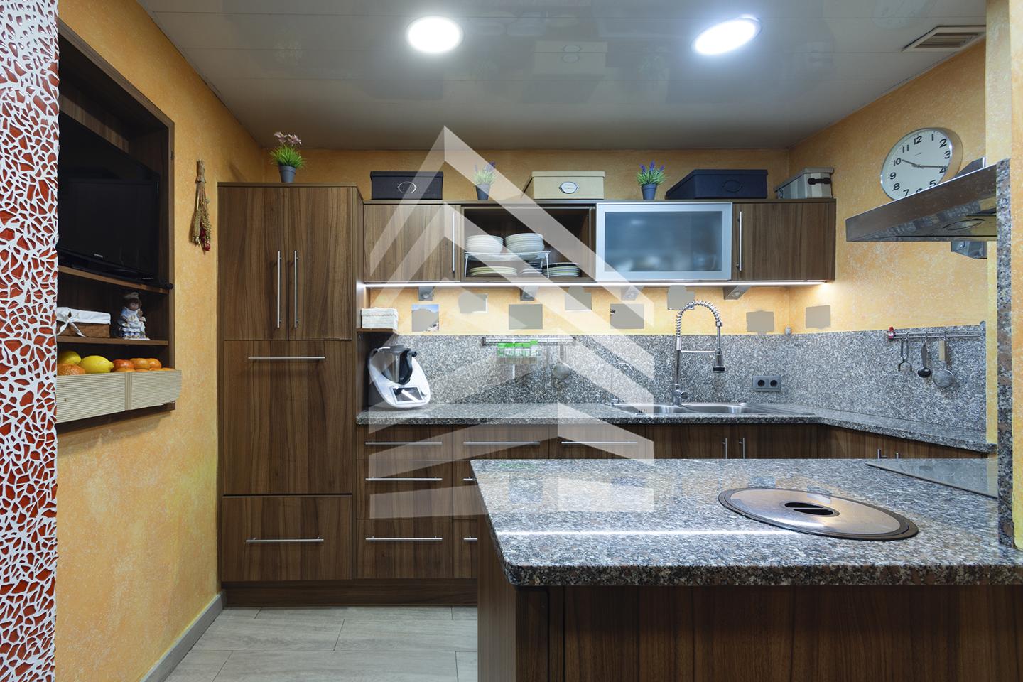 pisos en barcelona · les-corts 620000€