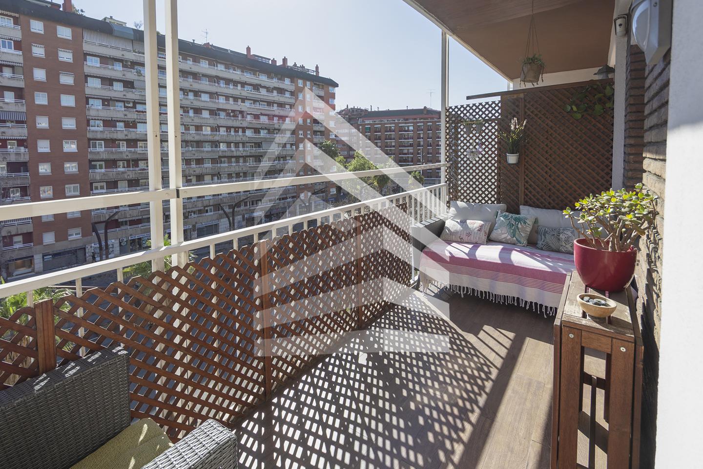pisos en barcelona · les-corts 620000€