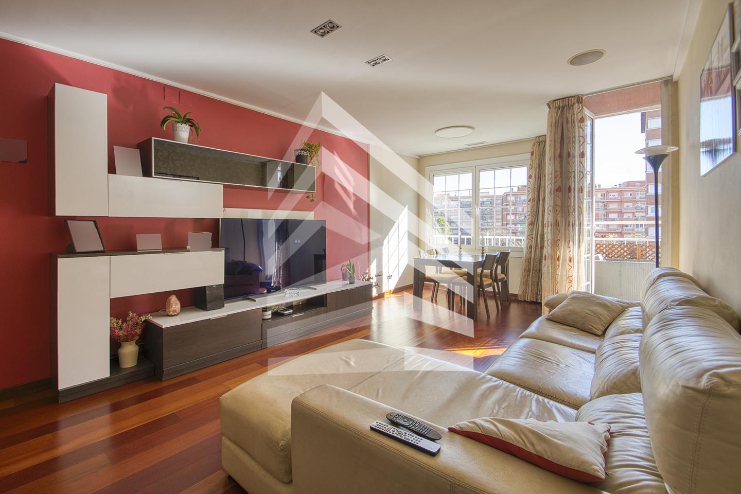 pisos en barcelona · les-corts 620000€