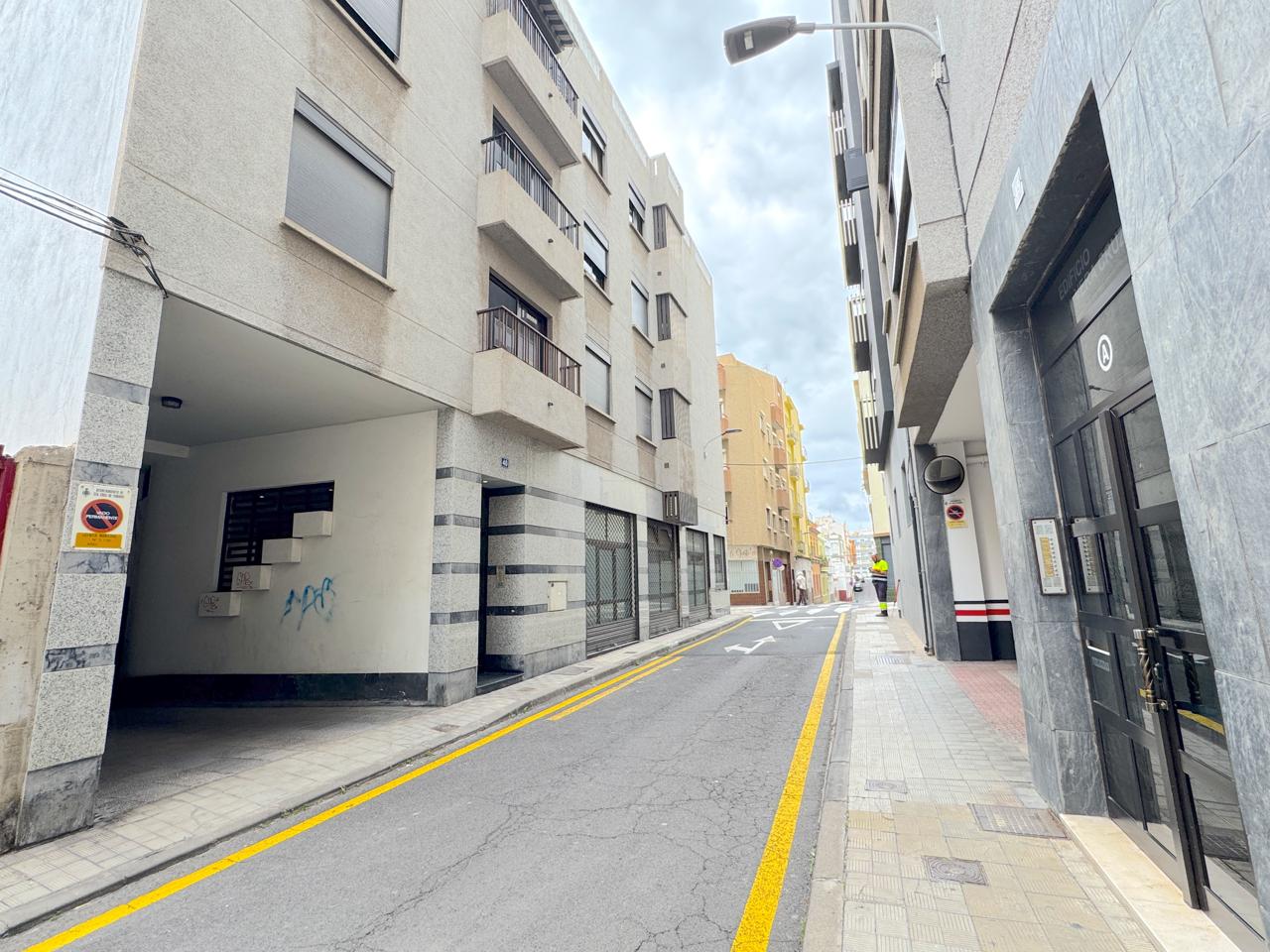 Piso en Calle San Miguel, Santa Cruz de Tenerife, Santa Cruz de Tenerife de 143 m2