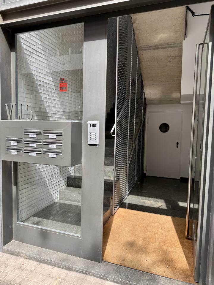 pisos en barcelona · carrer-de-vallseca-08024 330000€
