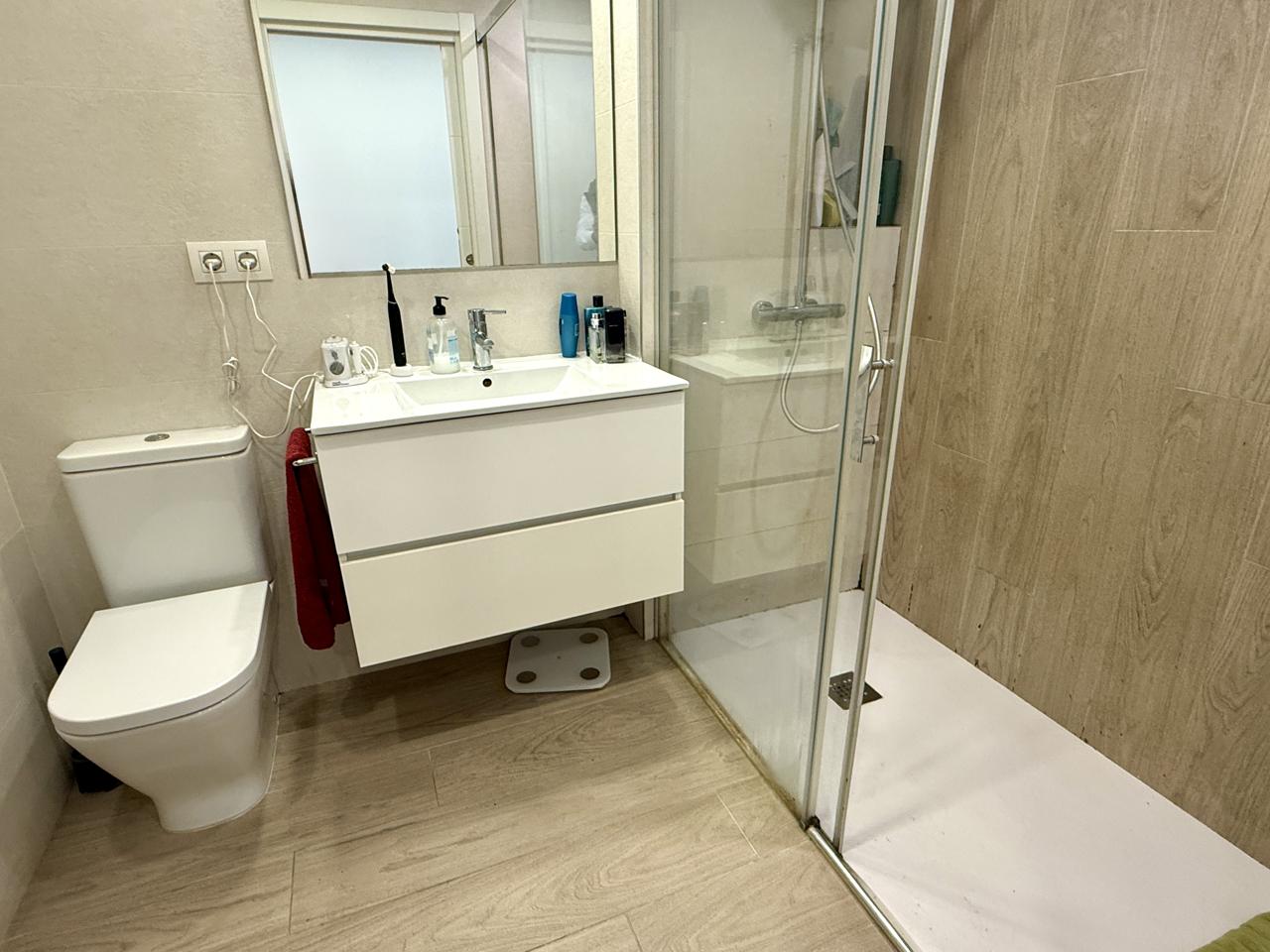 pisos en barcelona · carrer-de-vallseca-08024 330000€