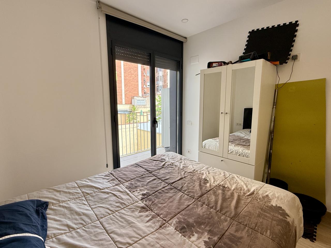 pisos en barcelona · carrer-de-vallseca-08024 330000€