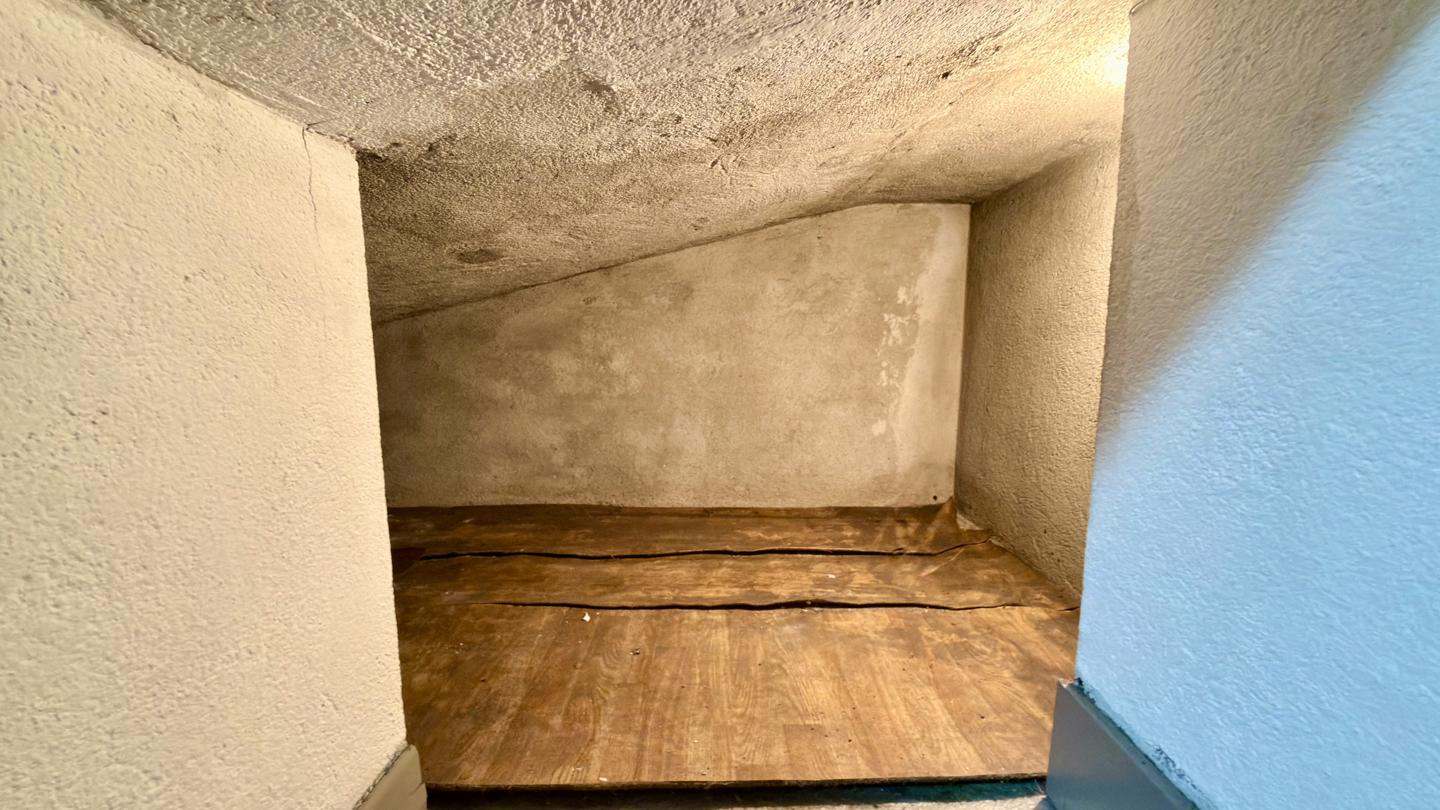 plaza-de-parking en eibar · asua-erreka-kalea-20600 24900€