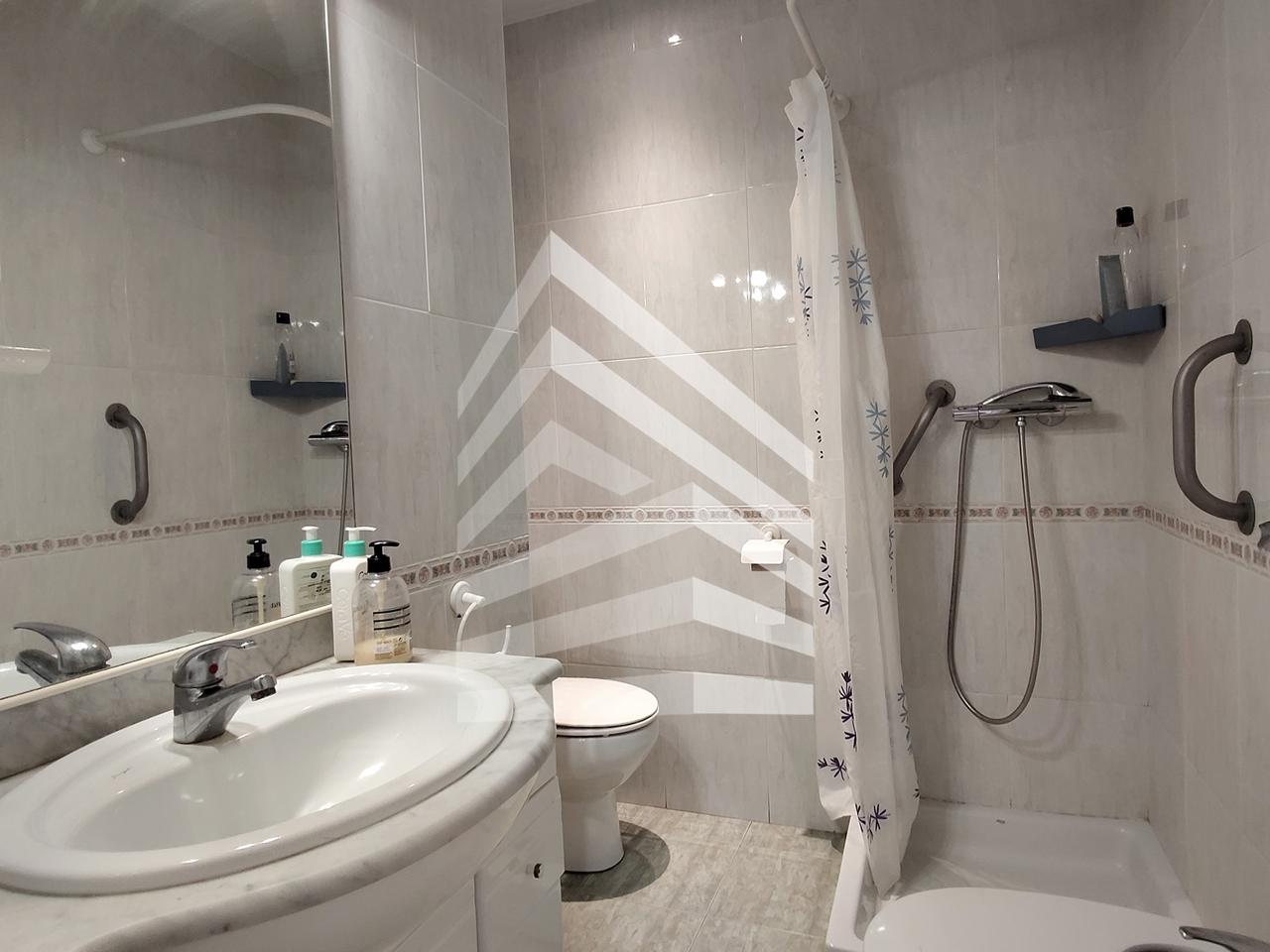 atico en barcelona · carrer-del-comandant-benitez-08028 420000€