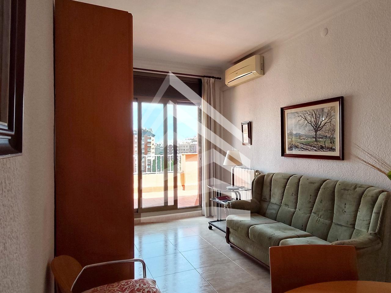 atico en barcelona · carrer-del-comandant-benitez-08028 420000€