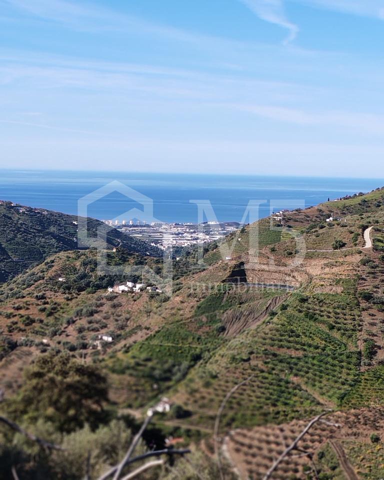 Terreno en Arenas, Málaga de 2340 m2