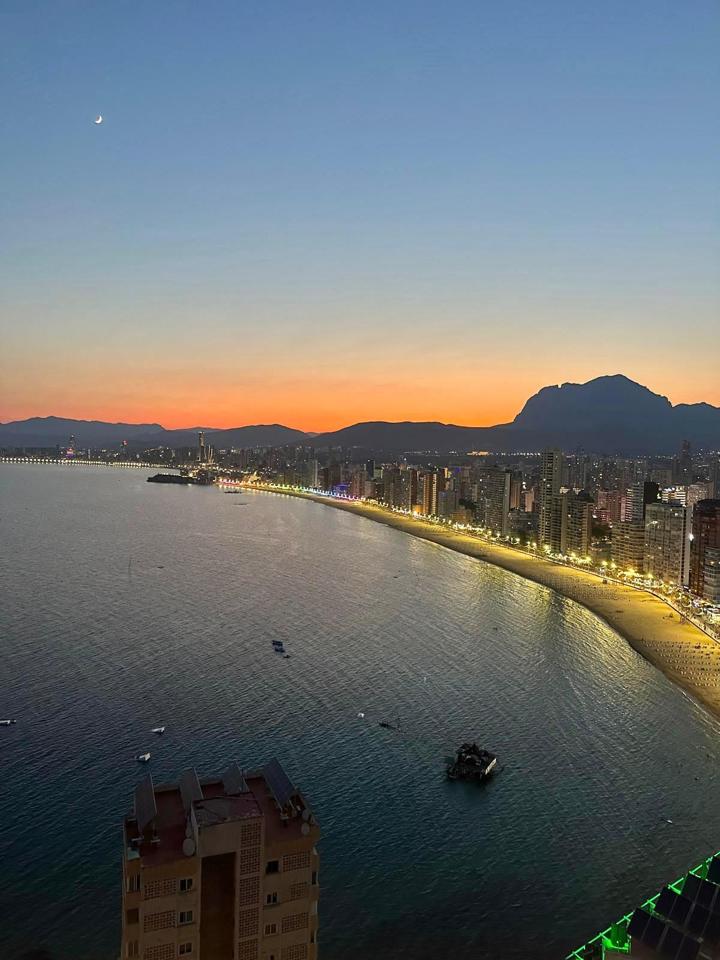 Piso en Calle Alcalde Manuel Catalán Chana, Benidorm, Alicante de 60 m2