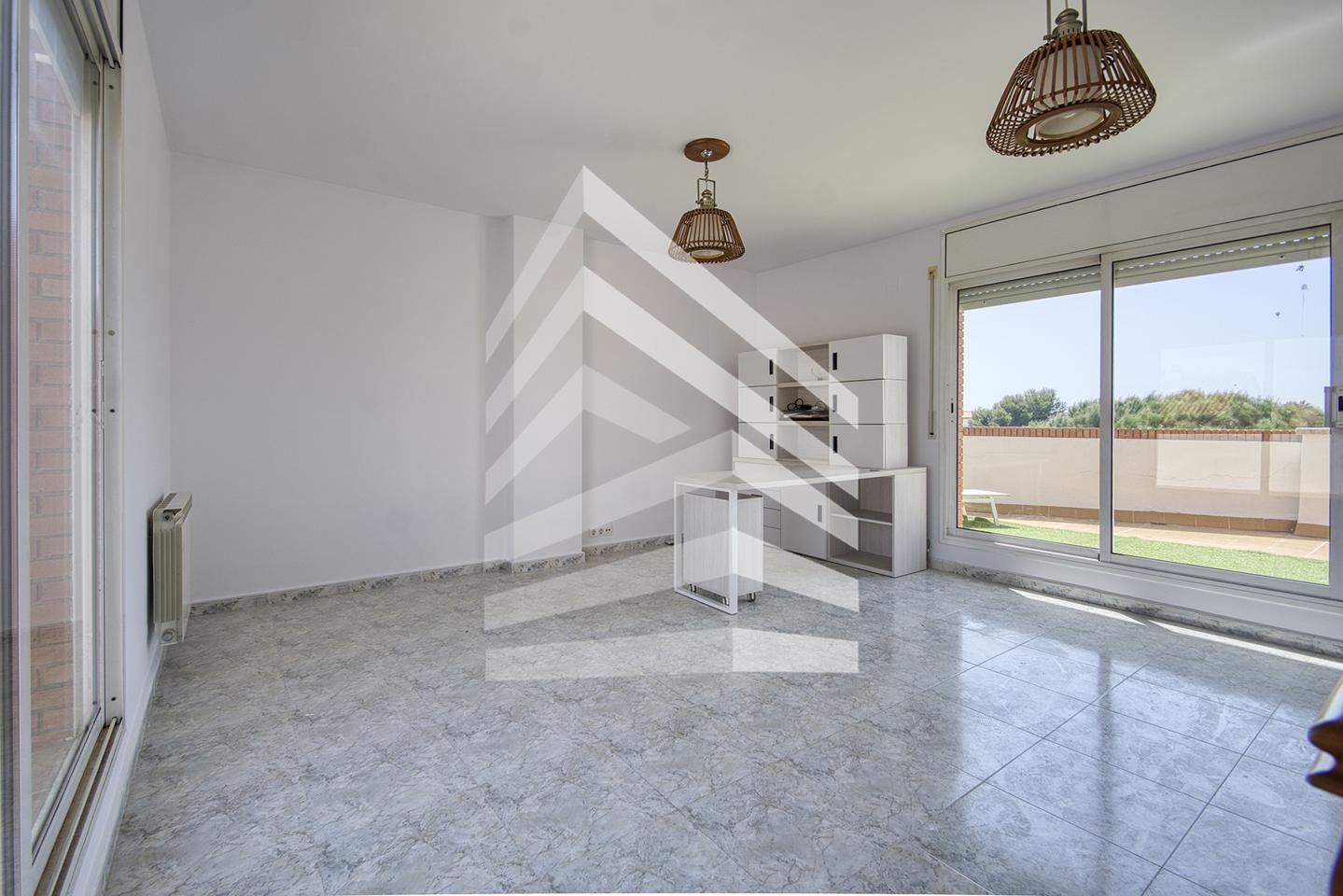 villas en cubelles · pla-de-sant-pere-les-salines 450000€