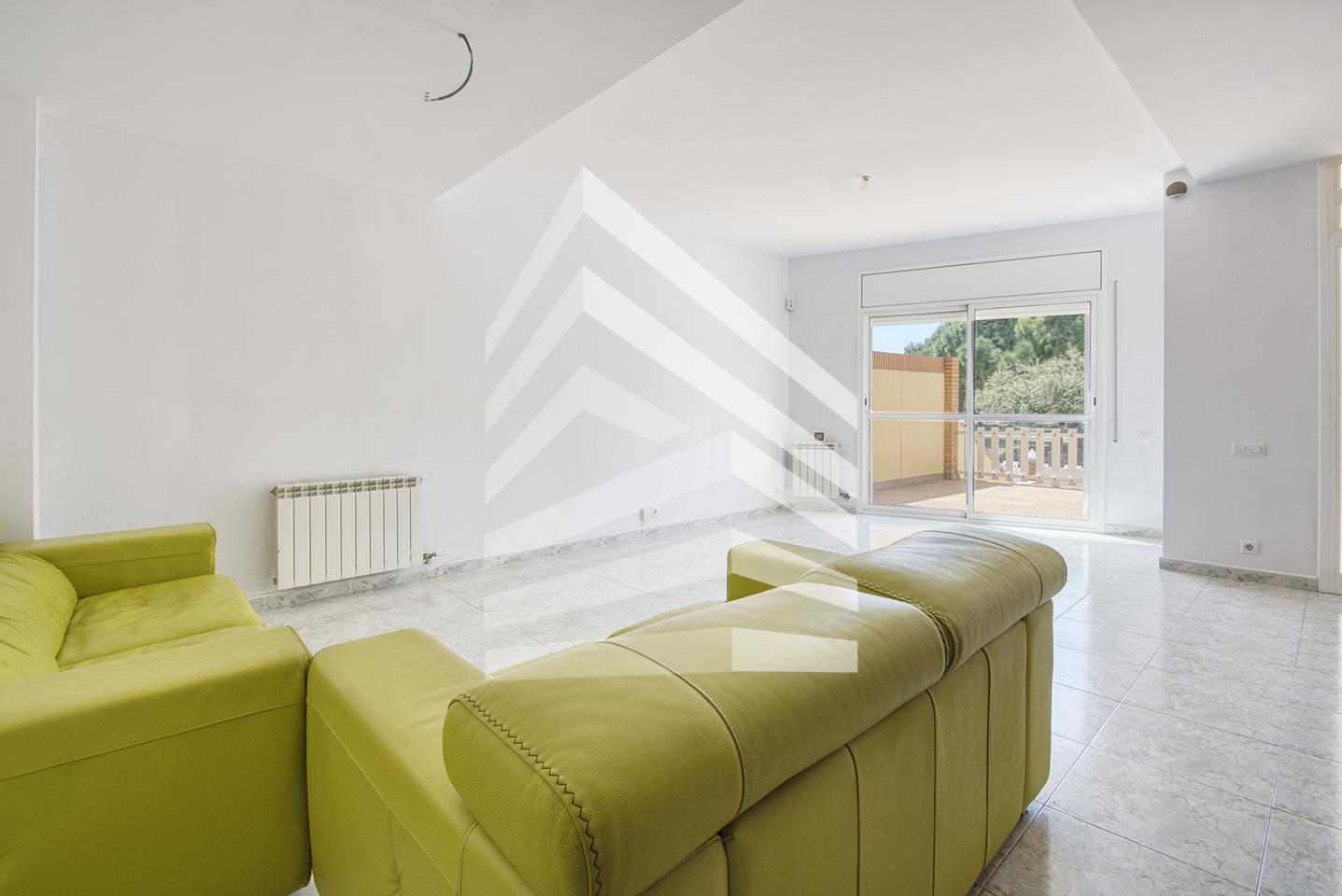 villas en cubelles · pla-de-sant-pere-les-salines 450000€