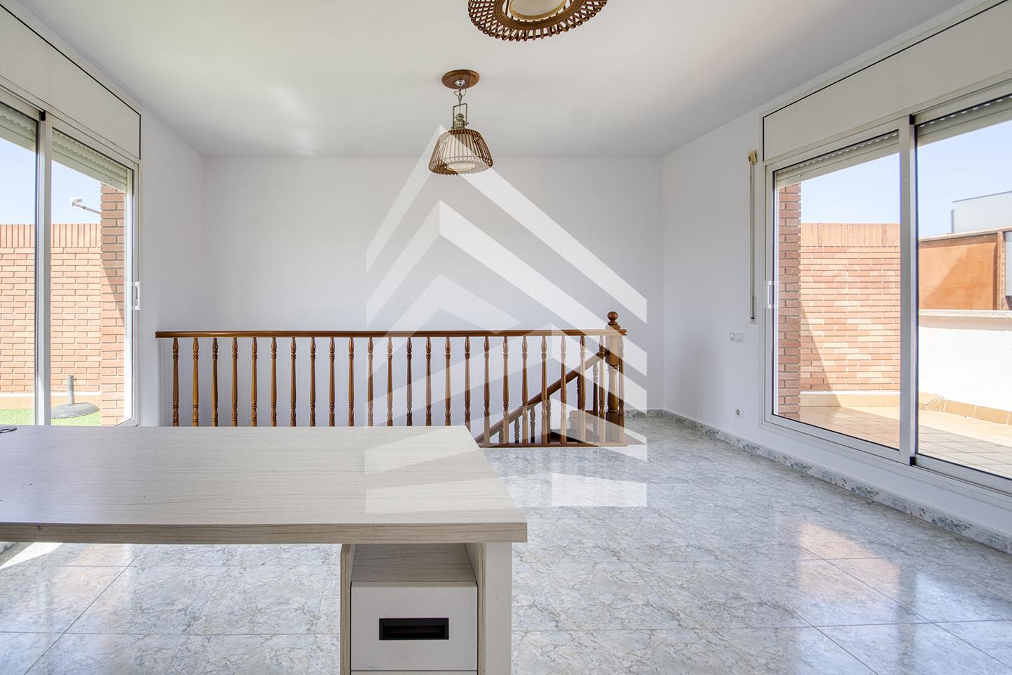 villas en cubelles · pla-de-sant-pere-les-salines 450000€