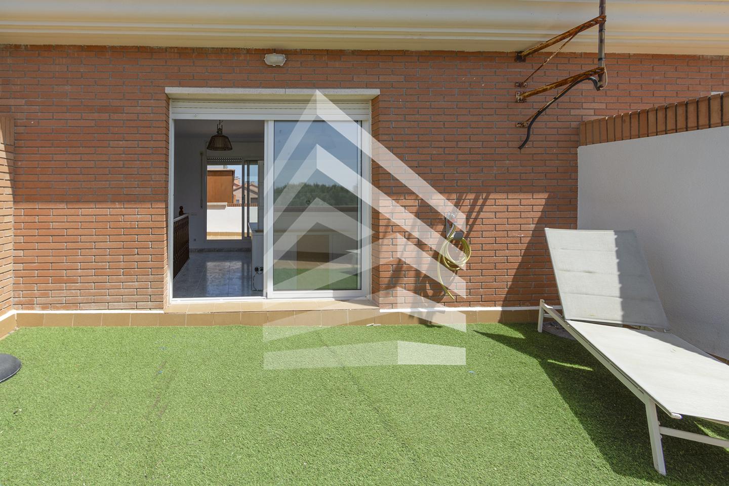 villas en cubelles · pla-de-sant-pere-les-salines 450000€