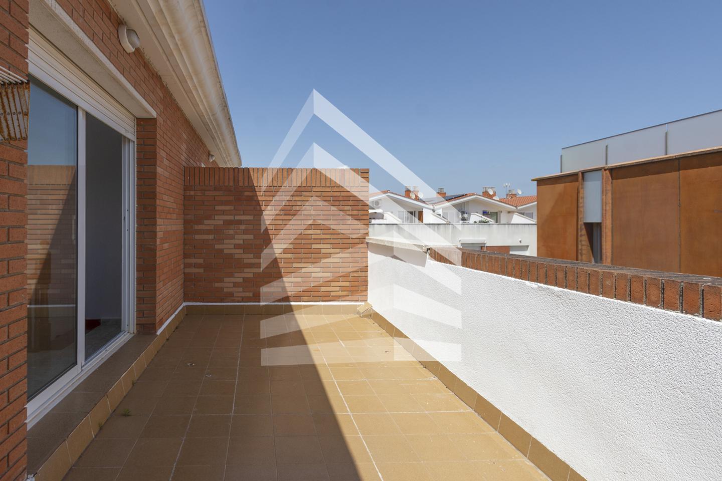 villas en cubelles · pla-de-sant-pere-les-salines 450000€