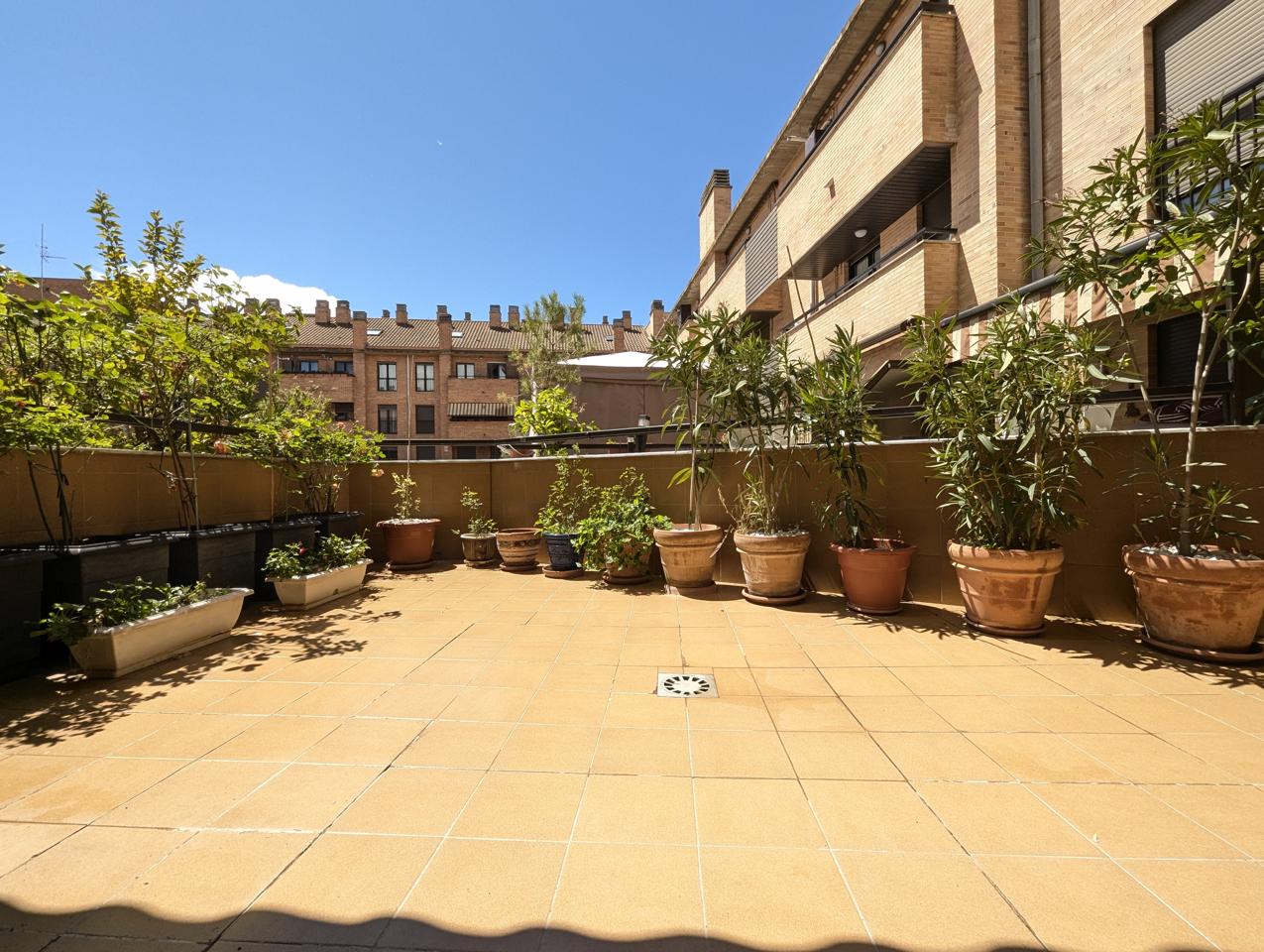 Piso en venta en Fuenmayor zona Calle Trinquete, 26360