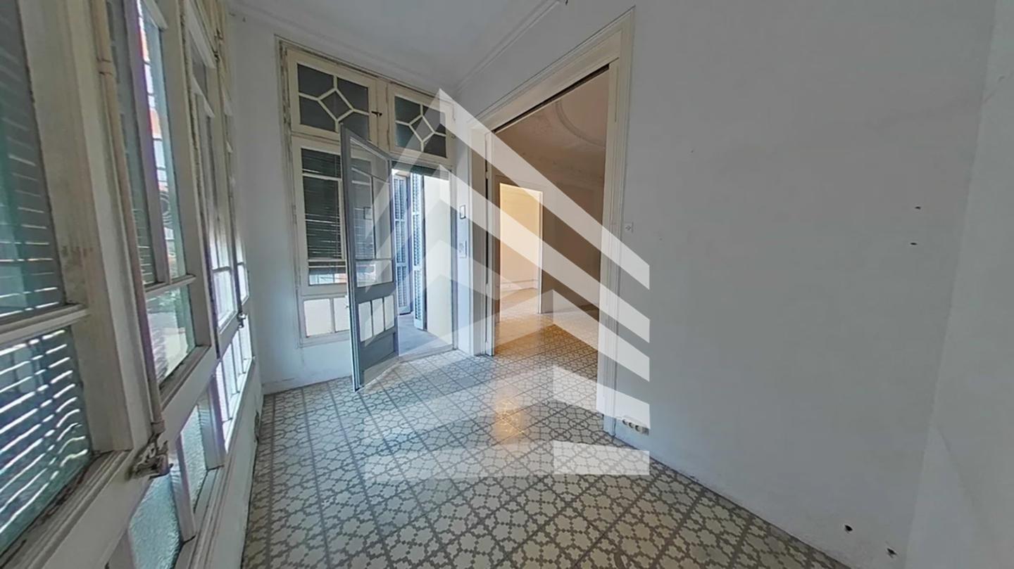 pisos en barcelona · carrer-de-bailen-08010 950000€