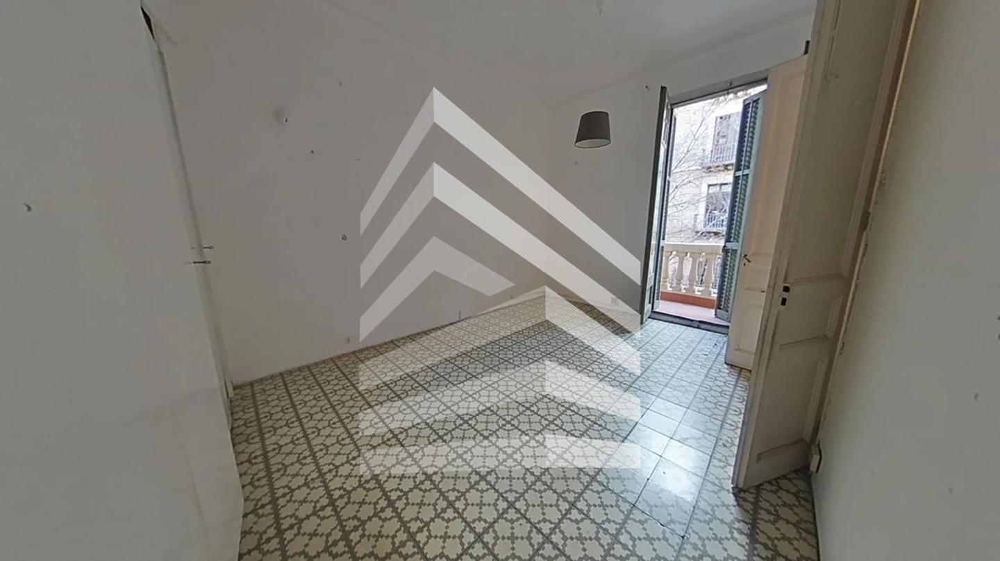 pisos en barcelona · carrer-de-bailen-08010 950000€