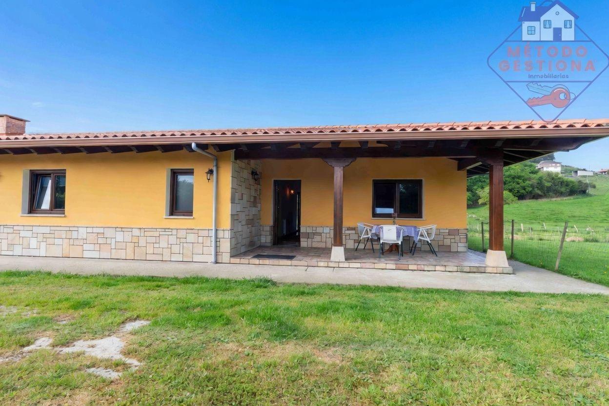 Casa / chalet en Calle Sanjero, Suances, Cantabria de 207 m2