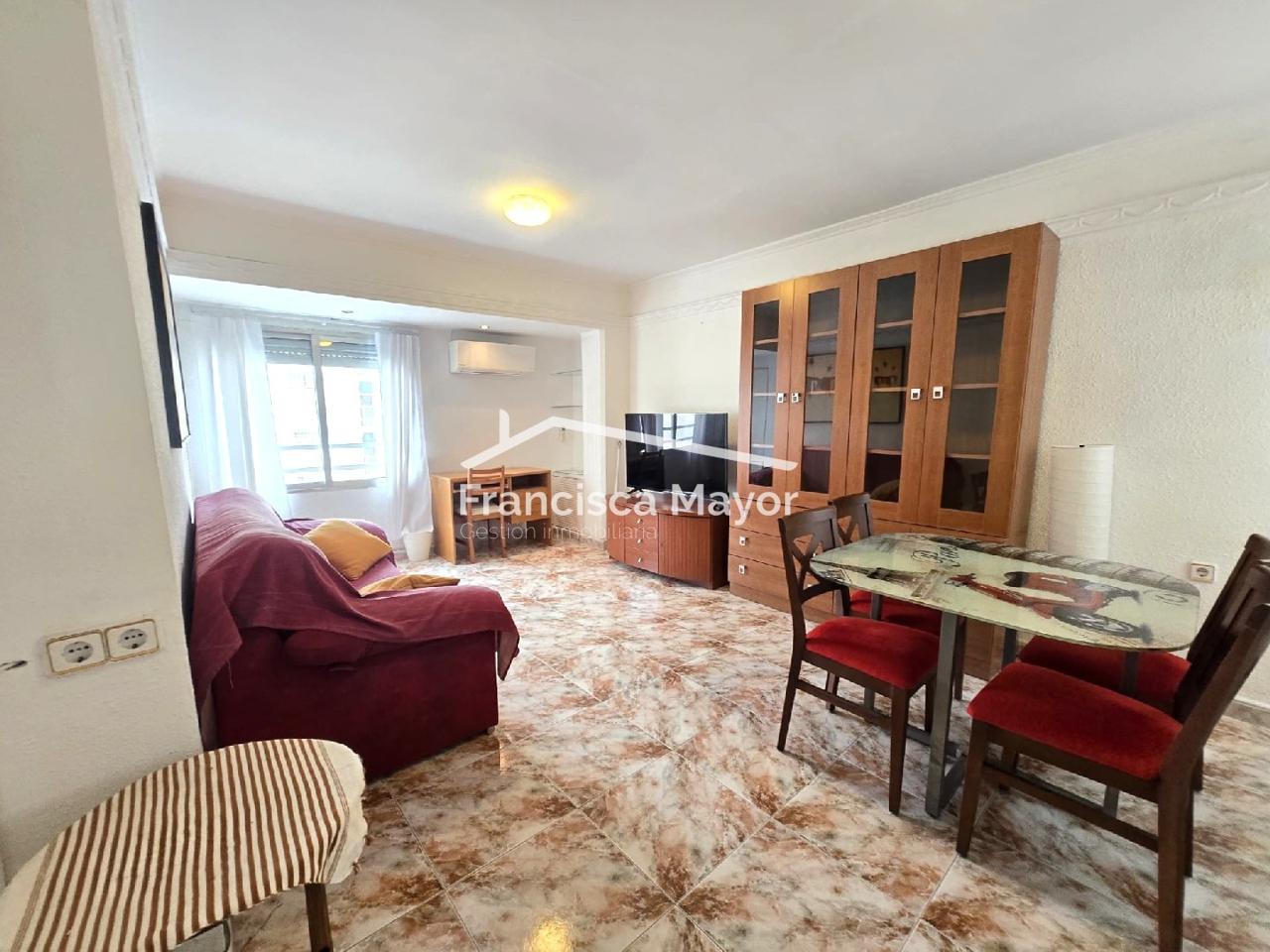 Piso en Carrer del Consol, València, Valencia de 75 m2