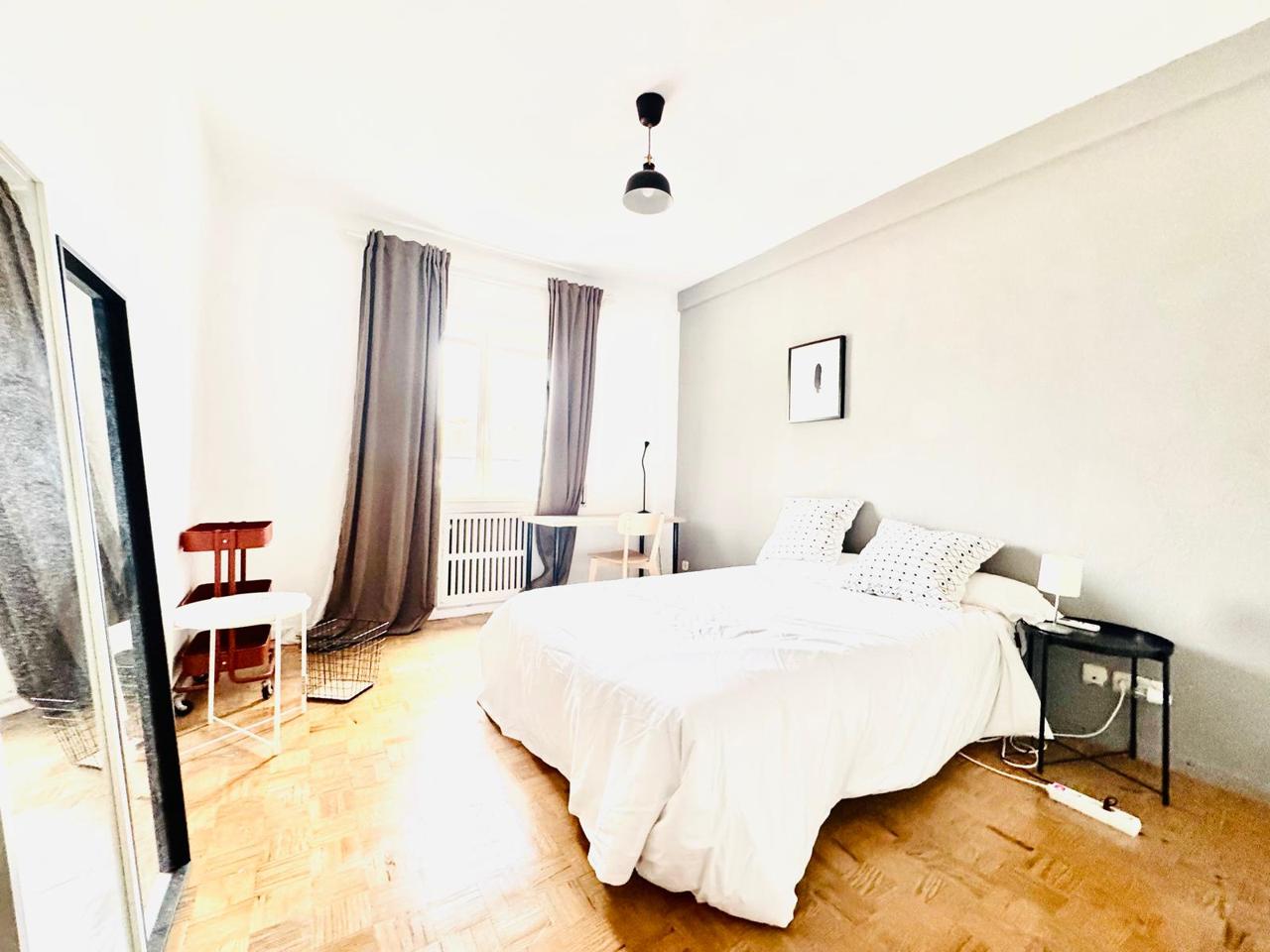 Piso · Madrid · 6 hab.