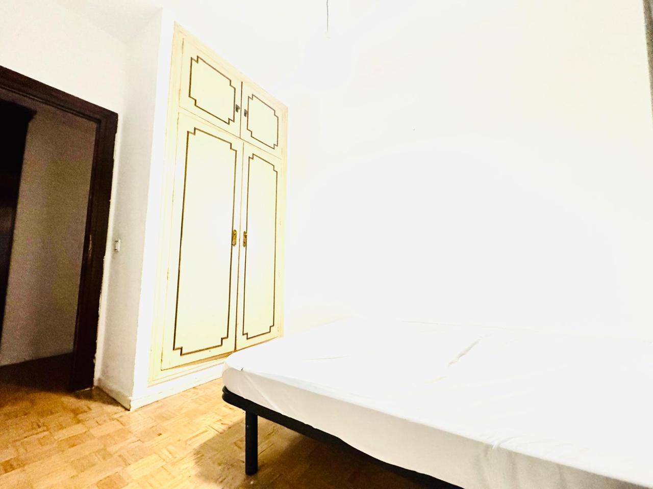 Piso · Madrid · 6 hab.