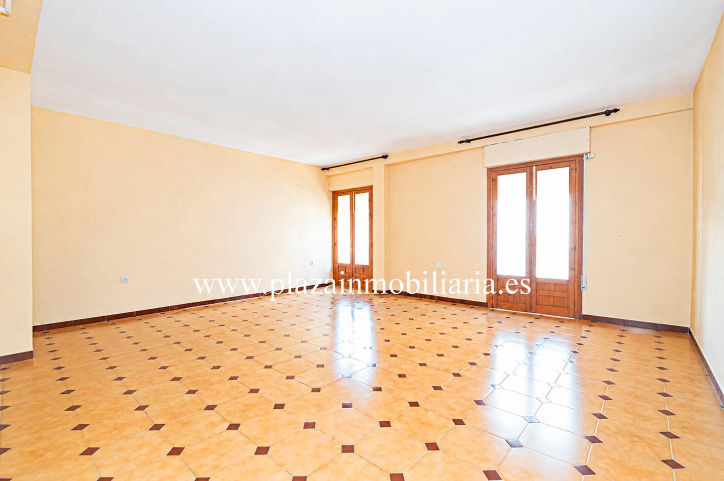 Piso en Lucena, Córdoba de 151 m2