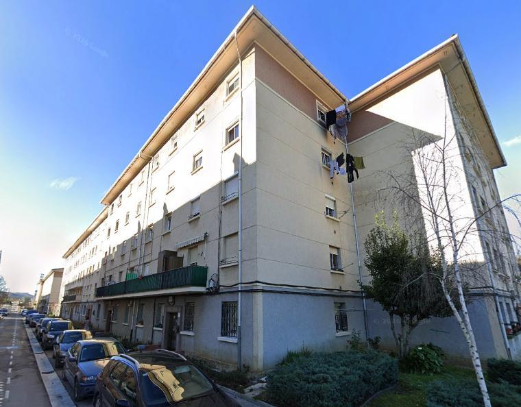piso en durango · calle-zeharmendieta-48200 140000€