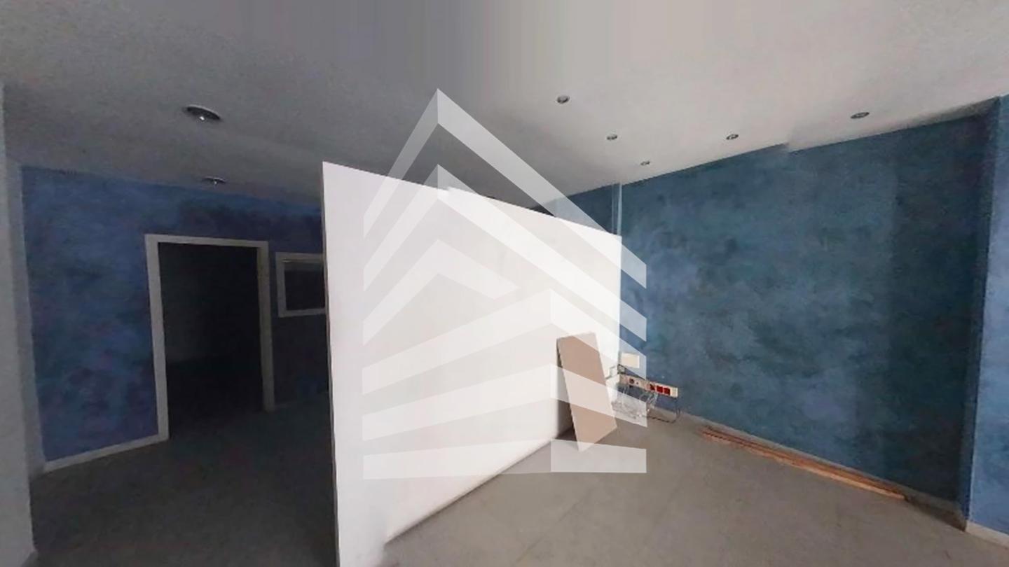 locales-comerciales en terrassa · carrer-nou-de-sant-pere-08221 112000€