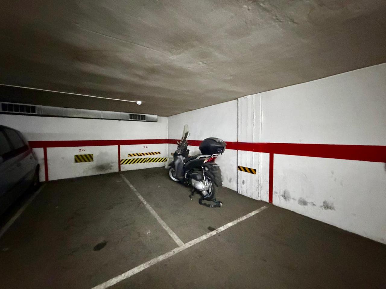 plaza-de-parking en barcelona · la-prosperitat 20000€