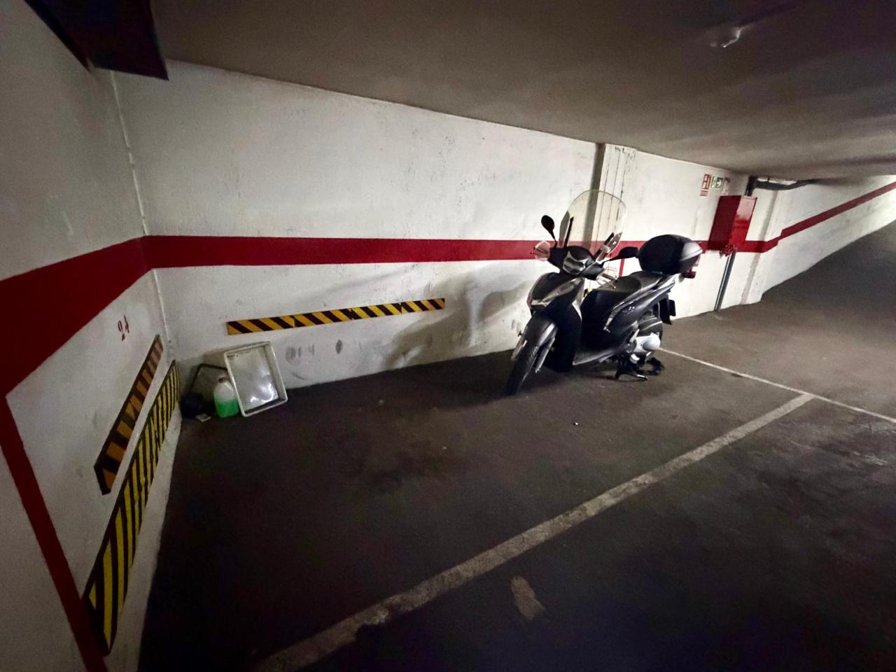 plaza-de-parking en barcelona · la-prosperitat 20000€