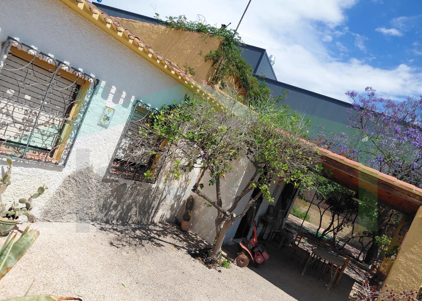 Casa rústica en Partida Torres Ser Norte, Villajoyosa, Alicante de 109 m2