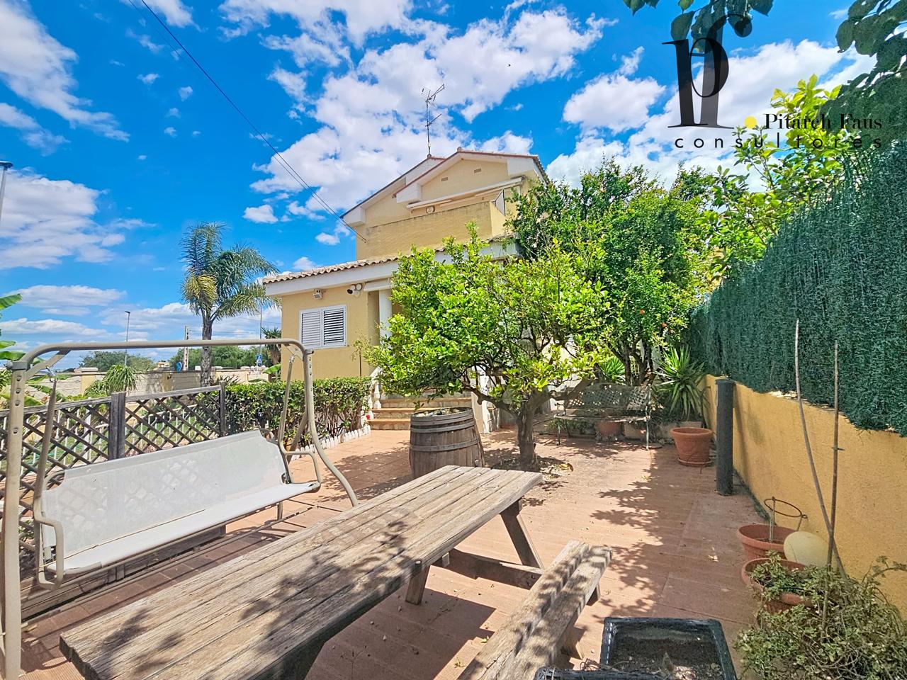 Casa / chalet en La Pobla de Vallbona, Valencia de 207 m2