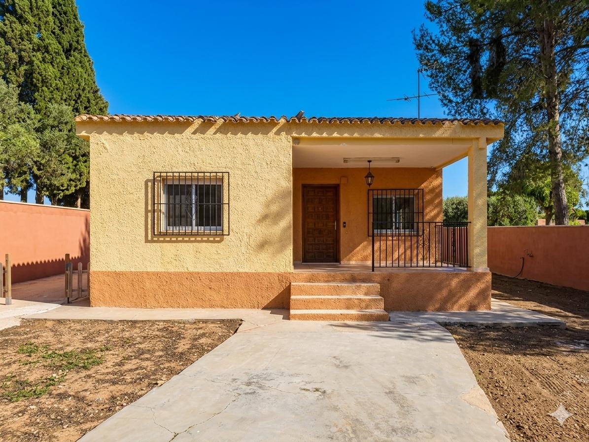Casa / chalet en Llíria, Valencia de 121 m2