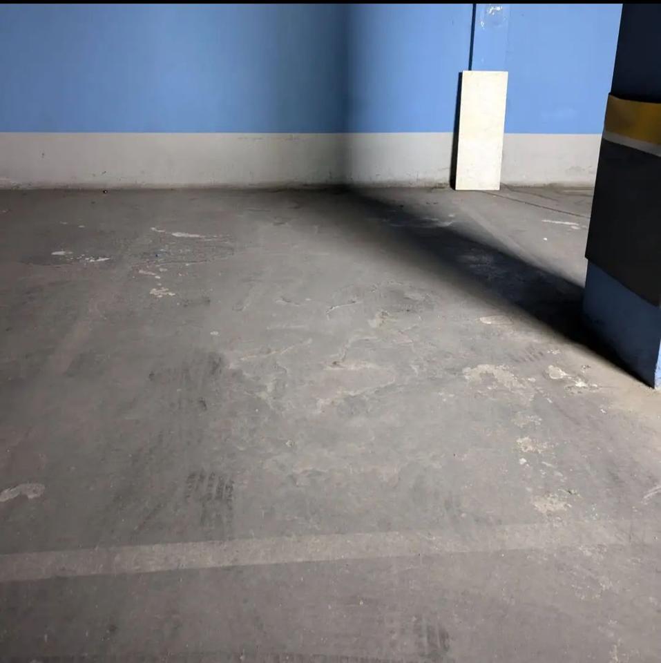 Plaza de parking en Calle Calzadilla del Valle, Lucena, Córdoba de 12 m2
