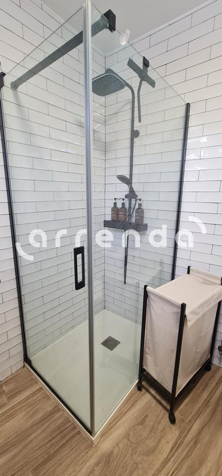 locales-comerciales en madrid · calle-del-alferez-juan-usera-28019 950€