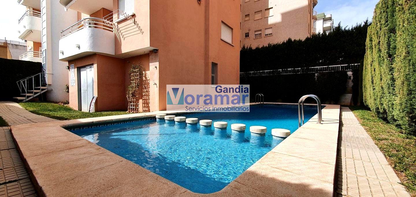 Flat in Carrer Cullera, Playa de gandia, Valencia of 67 m2
