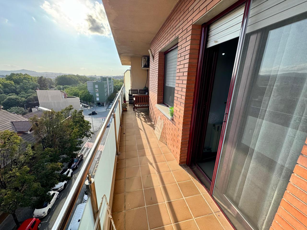 piso en montcada-i-reixac ·  359000€