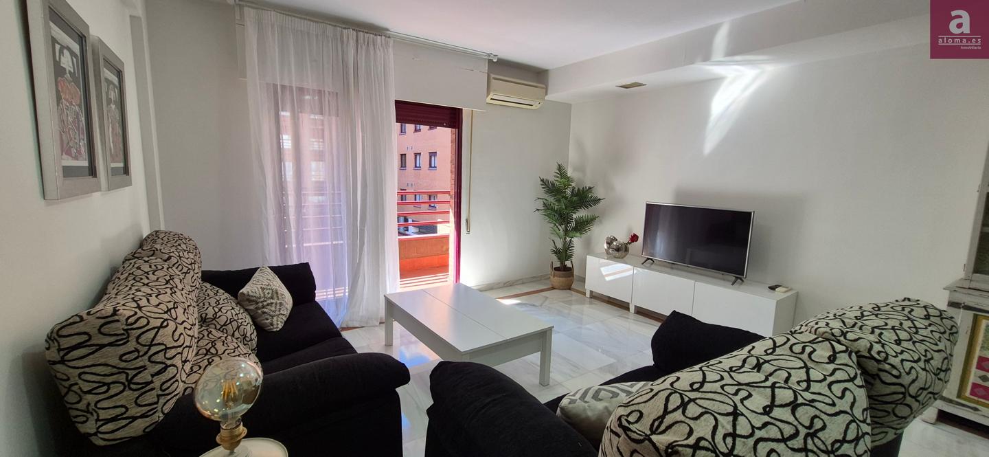 Piso en Calle de Maluquer, Cáceres, Cáceres de 110 m2