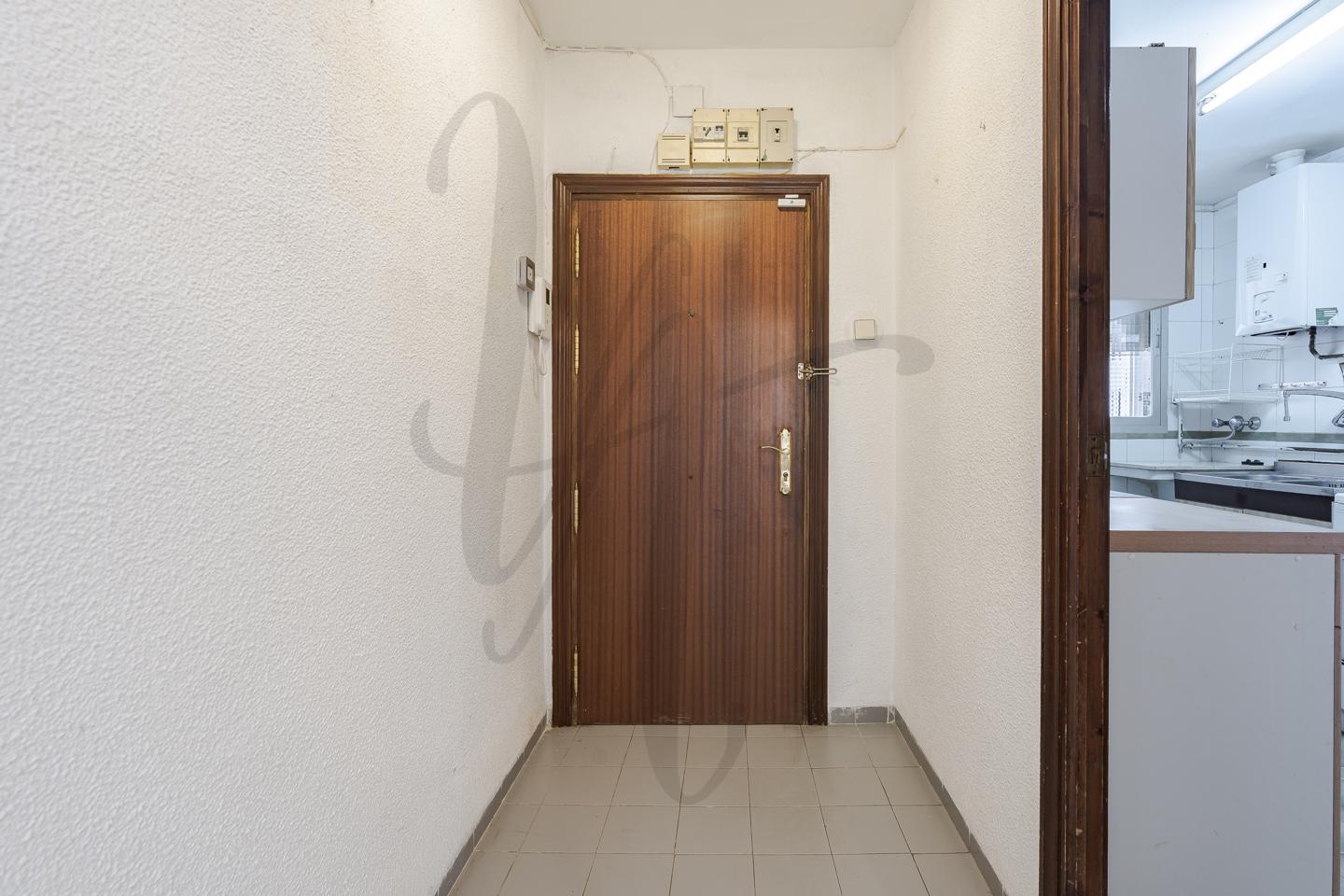 pisos en madrid · calle-de-jose-anduiza-28034 270000€