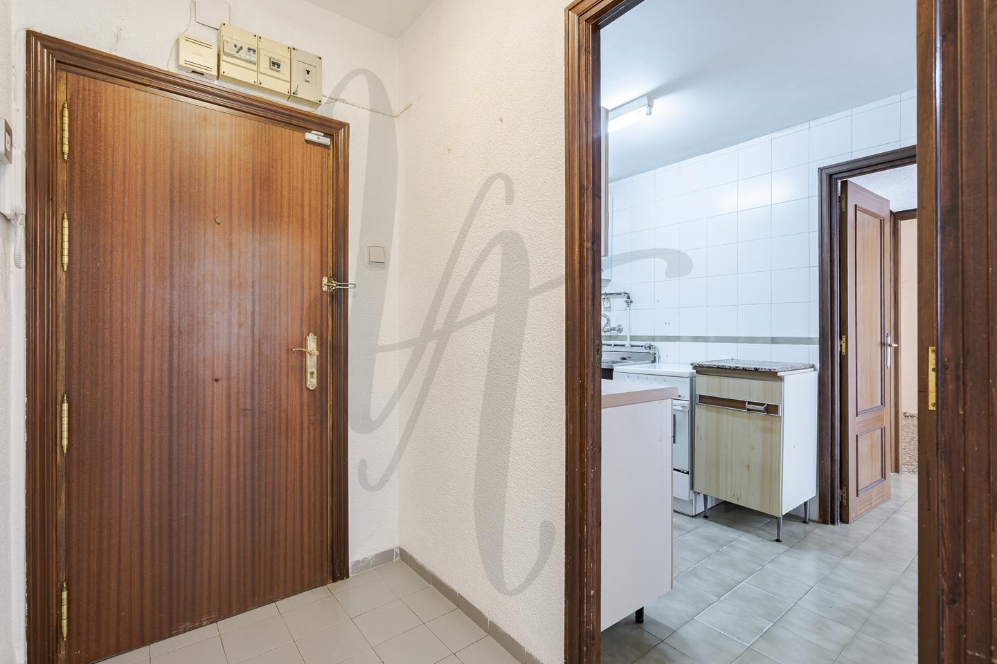 pisos en madrid · calle-de-jose-anduiza-28034 270000€