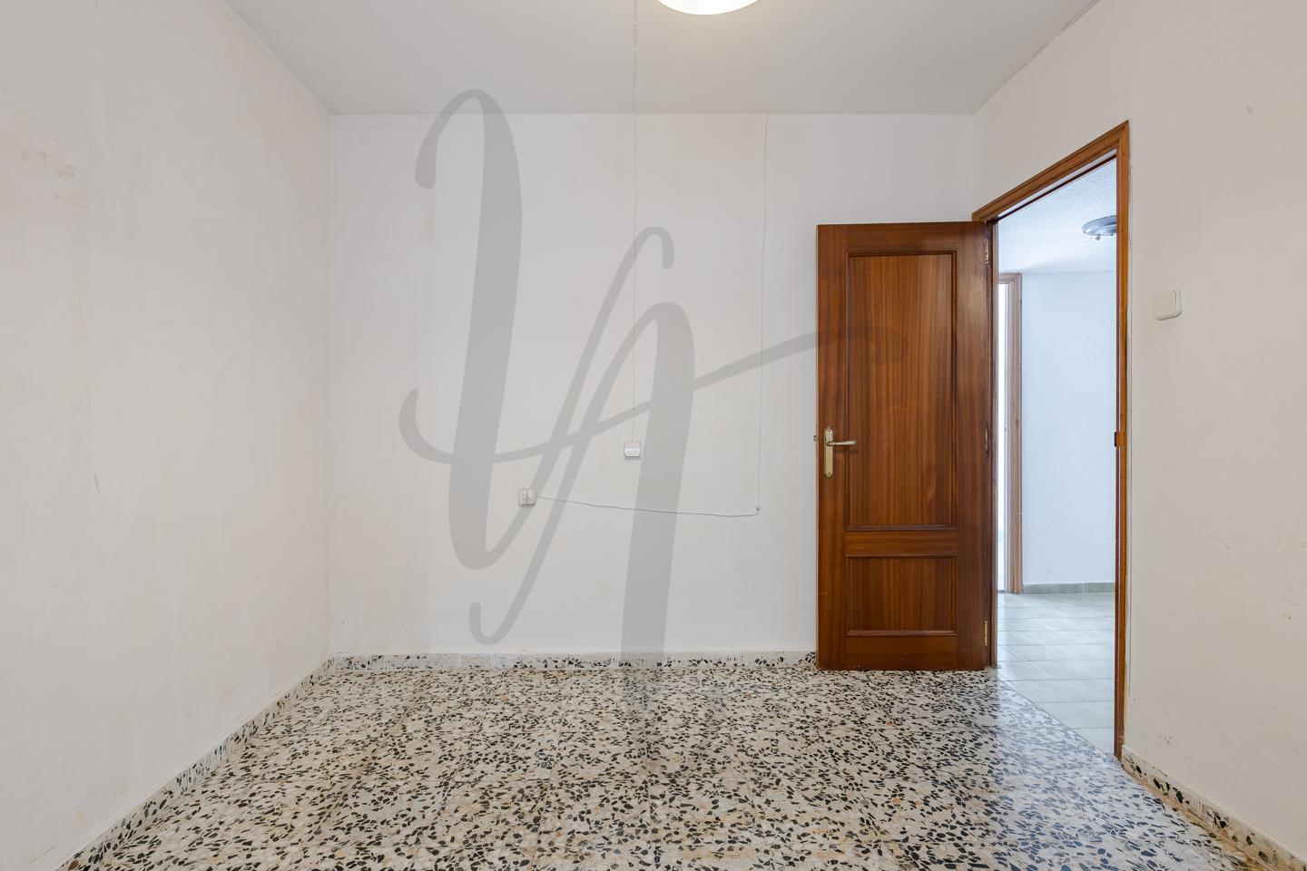 pisos en madrid · calle-de-jose-anduiza-28034 270000€