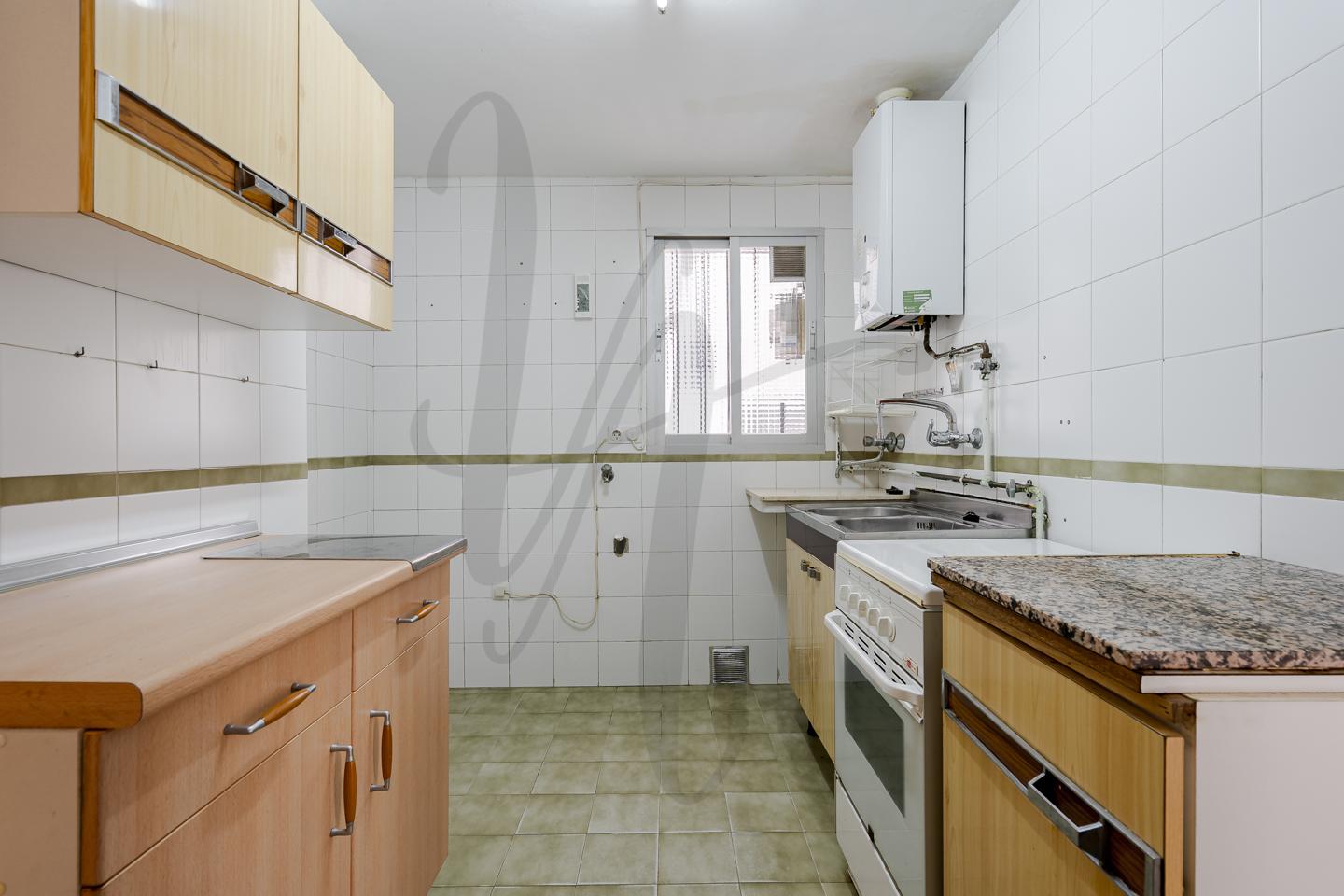 pisos en madrid · calle-de-jose-anduiza-28034 270000€